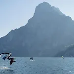 Post Am See, Traunsee トラウンキルヒェン