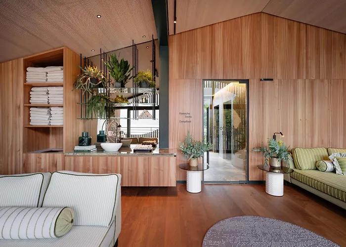 Post Am See, Traunsee Отель 4*