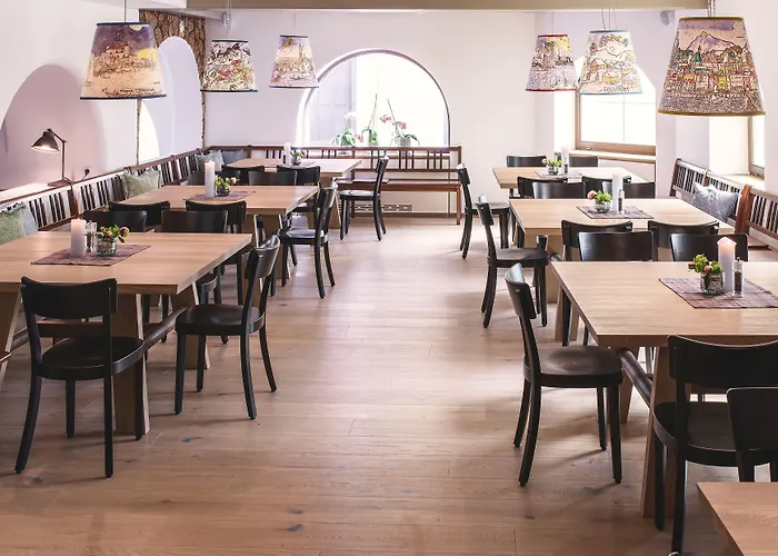 Post Am See, Traunsee 4* Траункирхен